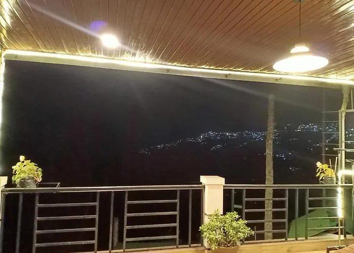 Pinewood Homestay Dali