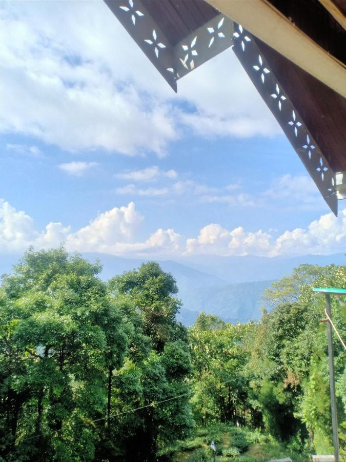Homestay Pinewood Dali